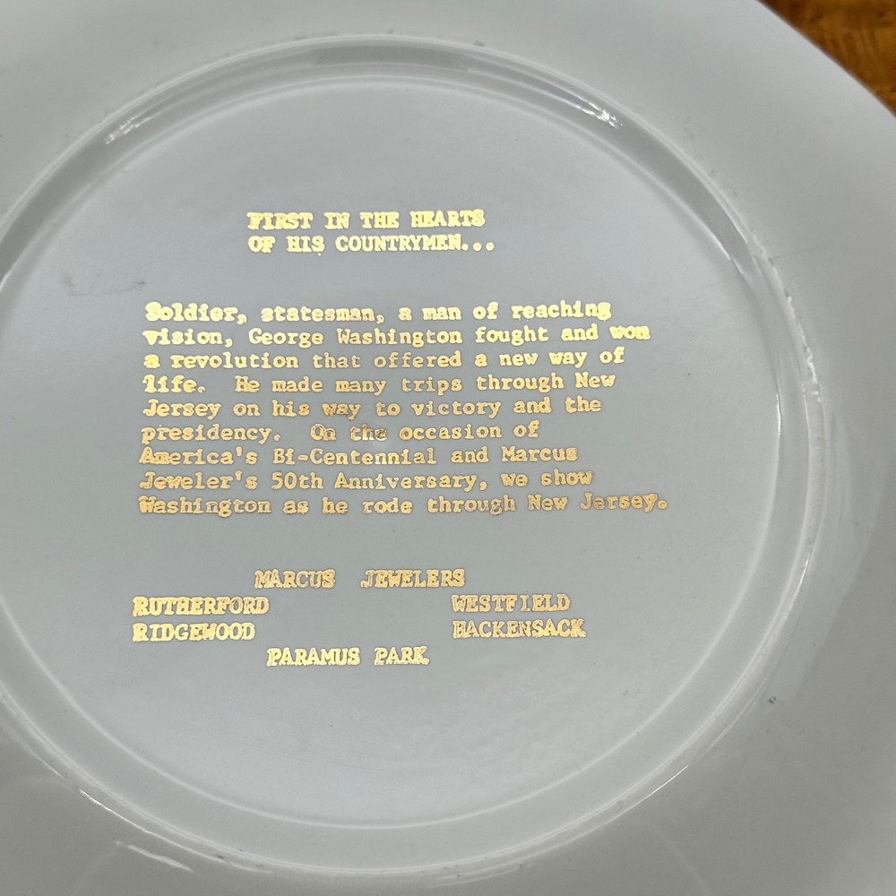 Marcus Jewelers George Washington 1776 Bicentennial Calendar Plate Gold Rim 1976 - Picture 5 of 5